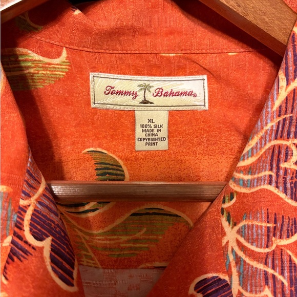 Tommy Bahama Shirt - Picture 4 of 6